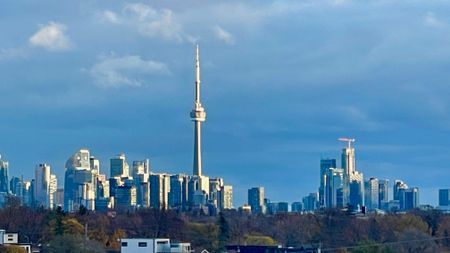 For Lease - 541 Blackthorn Avenue Unit# 1109, Toronto, Ontario - Photo 3