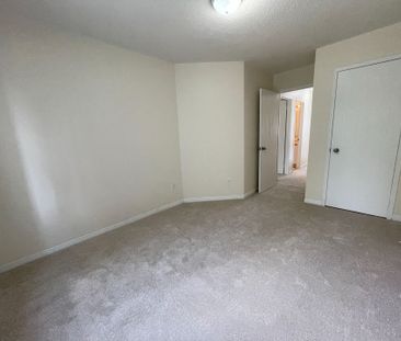 For Lease - 9 Fairglen Avenue Unit# 4, Brampton, Ontario - Photo 5