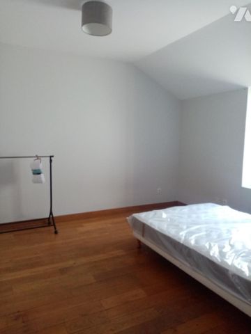 A LOUER APPART T2 MEUBLE - Photo 3