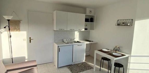 ALPES MARITIMES - NICE (06) - CALIFORNIE : LOCATION MEUBLÉE STUDIO AVEC BALCON - Photo 2