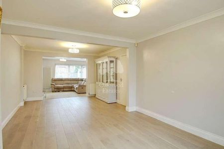 Marlborough Road, Langley, SL3 - Photo 3