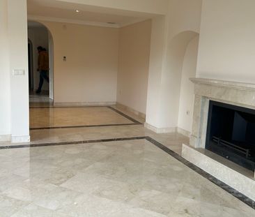 Casa adosada de alquiler en Valle Romano Golf - Photo 1