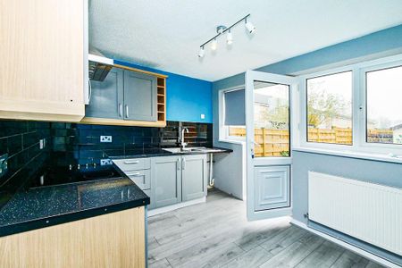 2 bedroom terraced house to rent - Photo 5