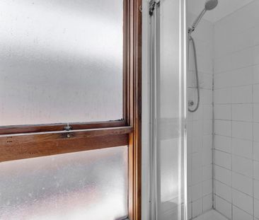 Comfortable family living - Photo 6