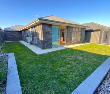 27 Clarence Street, Mount Barker. - Photo 4