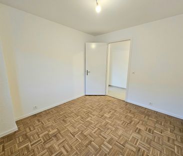 BEL APPARTEMENT 4.5PCES A MONTHEY ENTIEREMENT RENOVE - Photo 2