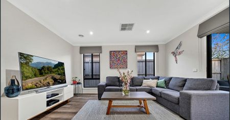 For Lease - Modern 3-Bedroom Family Home in Clyde | $600 per week - Photo 5