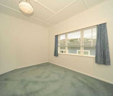 Sunny Wadestown Home - Photo 1