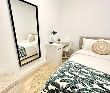 Calle de Redondilla, Madrid, Community of Madrid 28005 - Photo 3