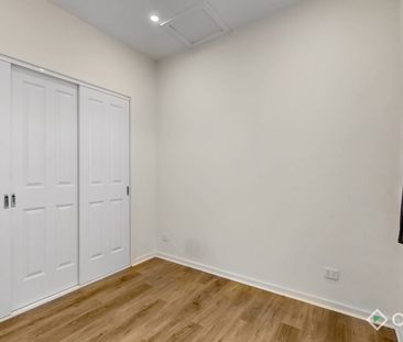 Contemporary Comfort Meets Low-Maintenance Living - Photo 1