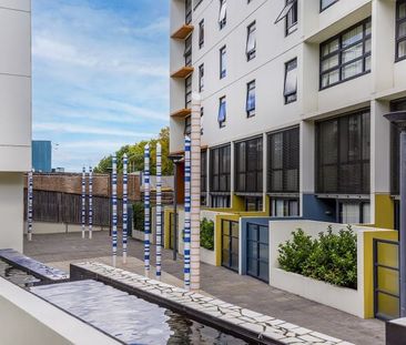 Live the Loft Lifestyle in the heart of Alexandria - Photo 4