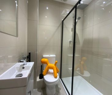 1 bedroom in a house share to rent - Photo 6