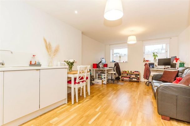 1 bedroom apartment to rent - Photo 1