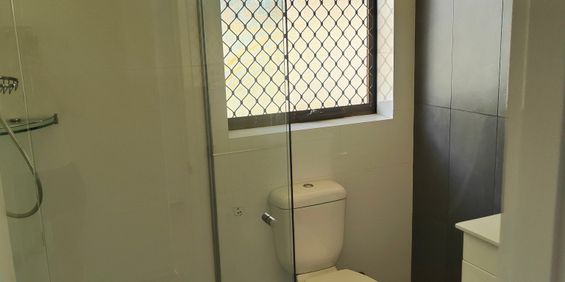 South Perth - Photo 3