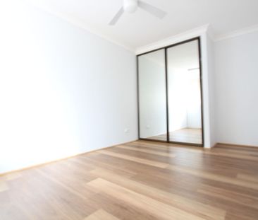 Walk to Liverpool CBD & All Amenities - Photo 4