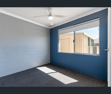 Large 4x2, Pool, Workshop, Solar, - Photo 4