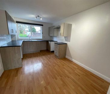 3 bedroom terraced house to rent - Photo 6