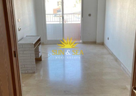 3 BEDROOM APARTMENT IN ALBATERA
