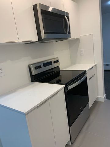 230 Oak Street - Photo 3