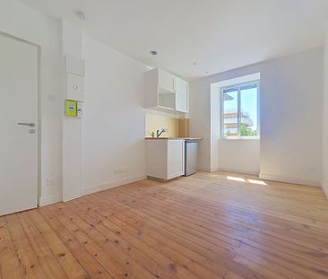 Location Appartement 1 pièce 17m² - Photo 3