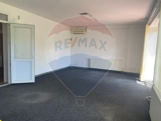 Vila – Etaj 2 + Mansardă de închiriat | Zona Vitan ??... - Photo 1