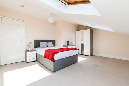 5 Bed Maisonette, Medina Road, N7 - Photo 3