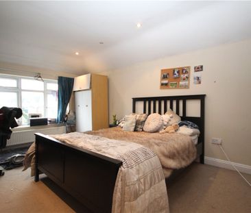 Aldershot Road, Guildford, Surrey, GU2 8AJ - Photo 2