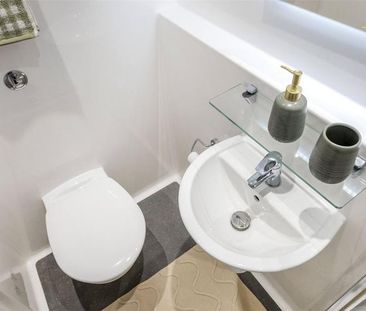 Studio to rent - Photo 6