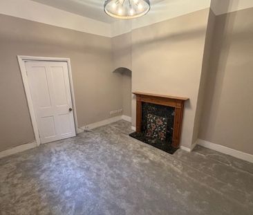 Station Street - Photo 1