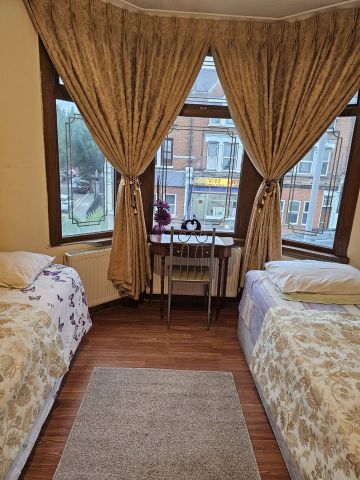 Room in a Shared House, Colville Road, E11 - Photo 4