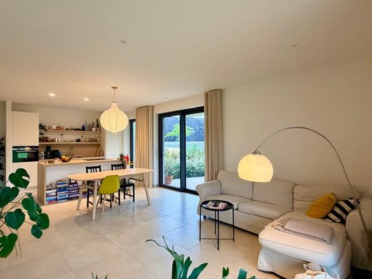 Appartement te huur - Photo 1