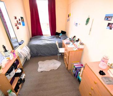 7 bedroom terraced house to rent - Photo 4