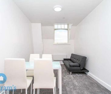 Castle Boulevard, Nottingham, NG7 - Photo 1