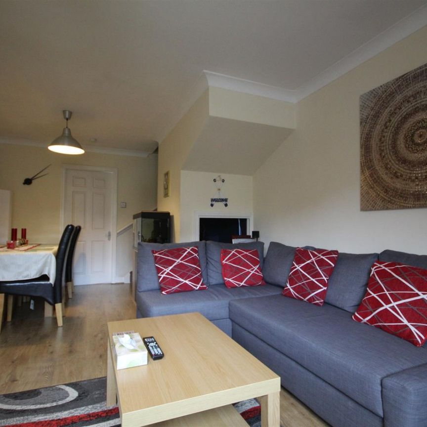2 bedroom House To Let - Photo 1