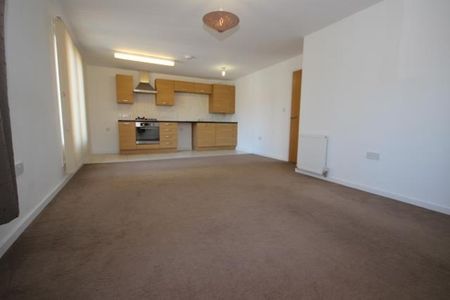2 bedroom flat to rent - Photo 3