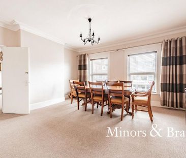 4 bedroom maisonette to rent - Photo 1