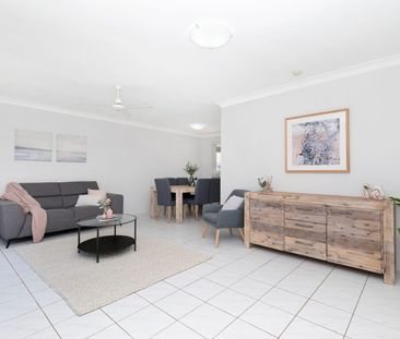 Family Home with Luxury Features - Photo 3