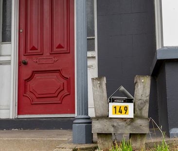 2025 Fantastic Five bedder on Frederick - AVAILABLE SHORT TERM - Photo 2