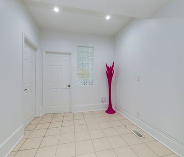 For Lease - 392 Parliament Street Unit# Main Floor, Toronto, Ontario - Photo 1