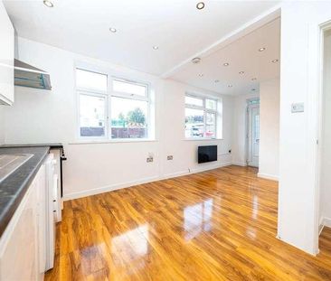 Bower Lane, Maidstone, Kent, ME16 - Photo 6
