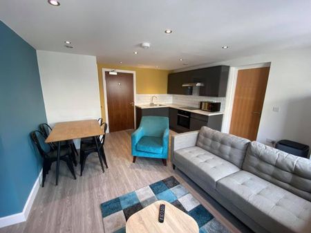 Student Apartment 2 bedroom, City Centre, Sheffield - Photo 3