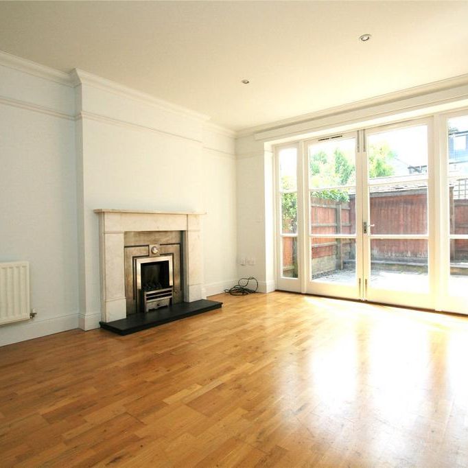 3 bedroom townhouse to rent - Photo 1