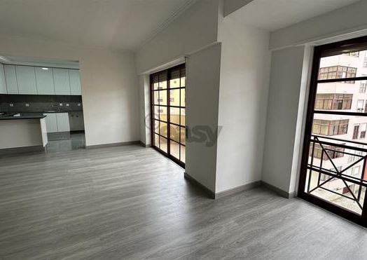Apartamento T3 em Lisboa