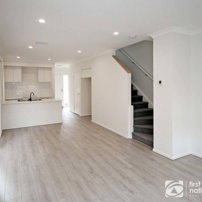 Brand-New Double-Storey Home in a Prime Location - Photo 1