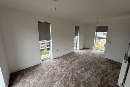 Maple Wood Close - Photo 2