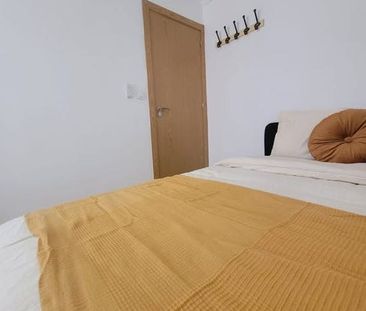 Carrer Santa Anna, Albal, Valencian Community 46470 - Photo 2