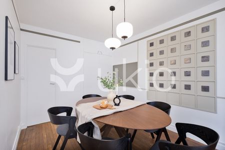 Appartement • Hôtel de Ville-Planchette - Photo 3