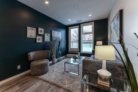 345 19 Ave, Calgary - Photo 3