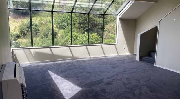 Easy Living on the Hill - 4 Bedrooms in Cashmere - Photo 1