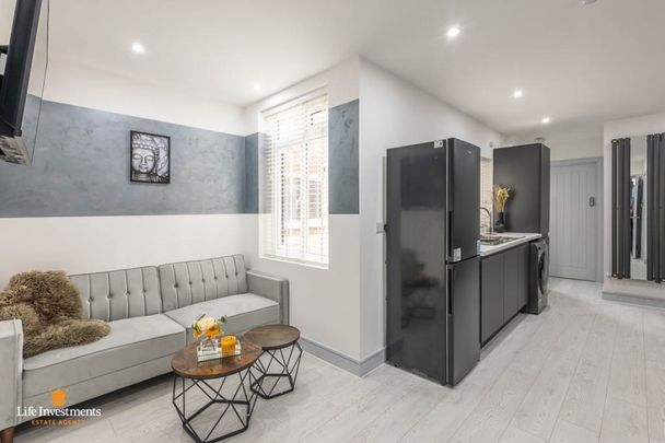 38 Benn Street, Rugby - Photo 1